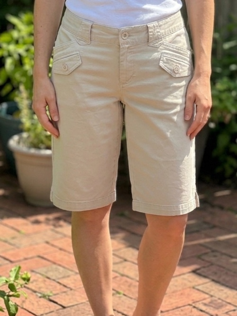 Vintage Fashion Bug Khaki Bermuda Shorts 4 High Rise Stretch Cotton Tan Y2K EUC